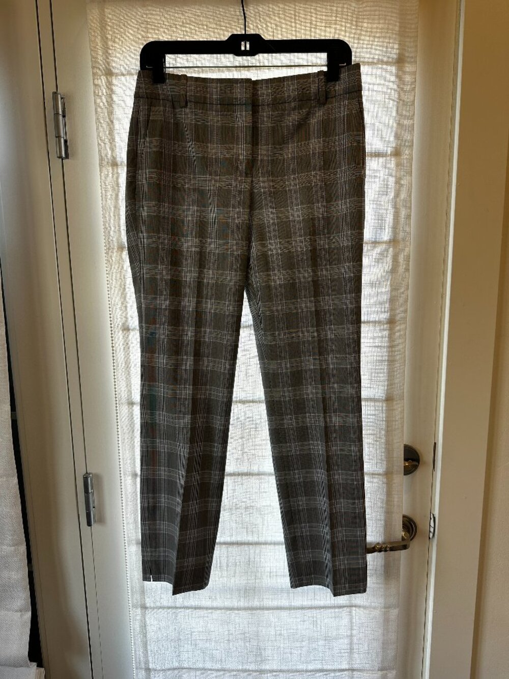 Theory Straight Leg Pant Size 4